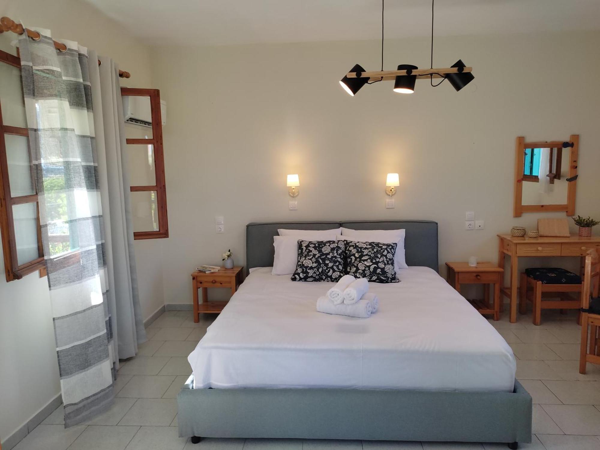 Dafnes Otel Skopelos Oda fotoğraf